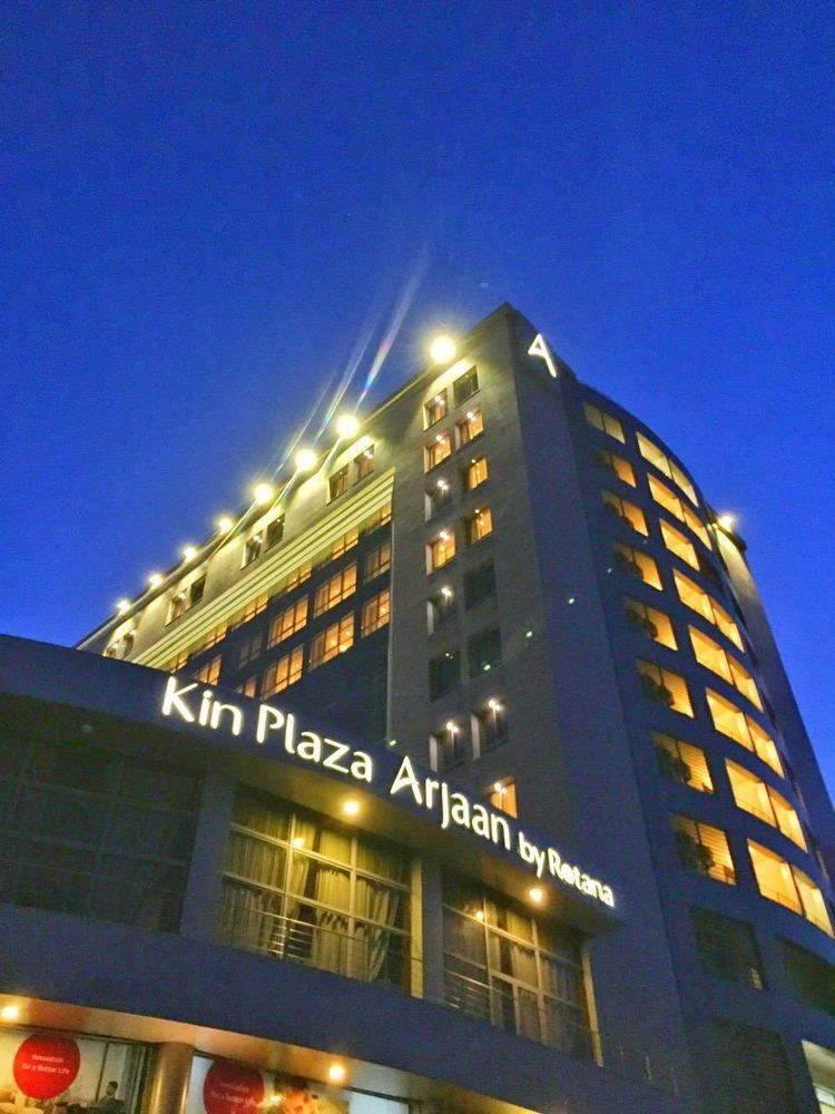 Kin Plaza Arjaan By Rotana Hotell Kinshasa Exteriör bild
