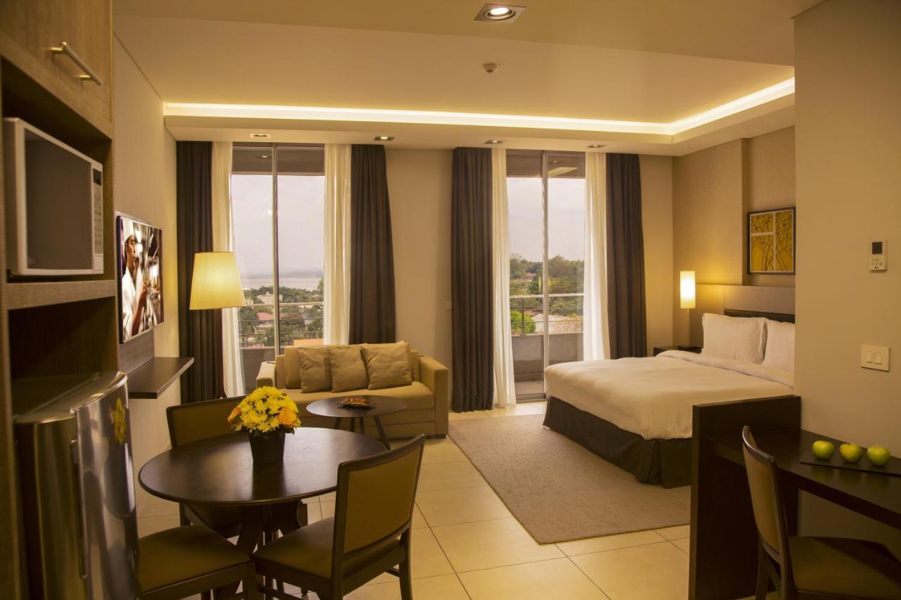 Kin Plaza Arjaan By Rotana Hotell Kinshasa Exteriör bild